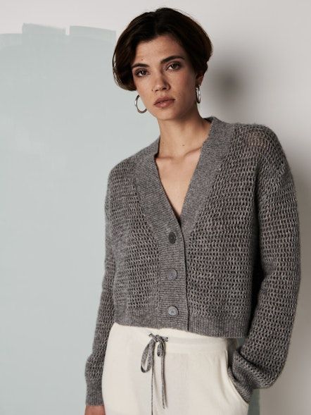 Strickjacke Lochstrick stone (grau)